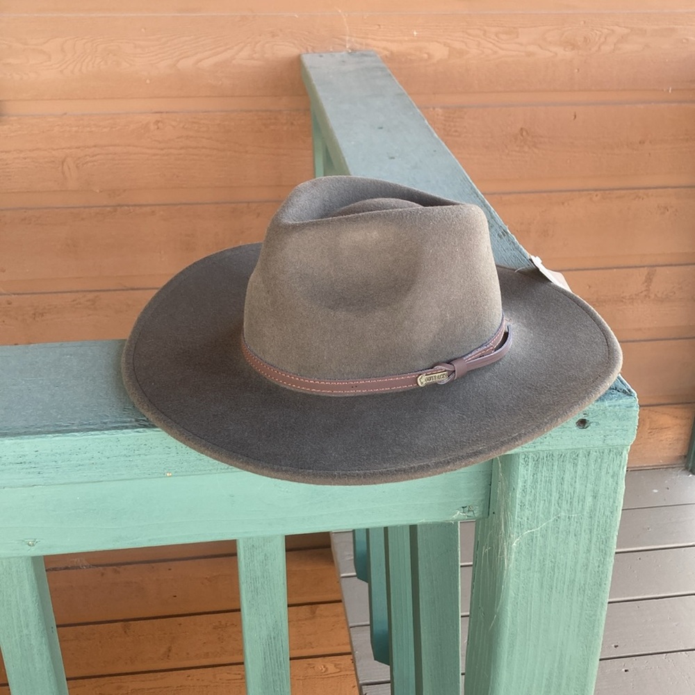 Nwt Outback Trading Company Cooper River 100% wool hat brown small unisex